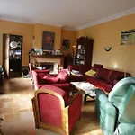 D'hotes La Maison Blanche Bed & Breakfast