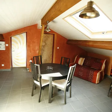 D'hotes La Maison Blanche Nocleg ze śniadaniem 3*