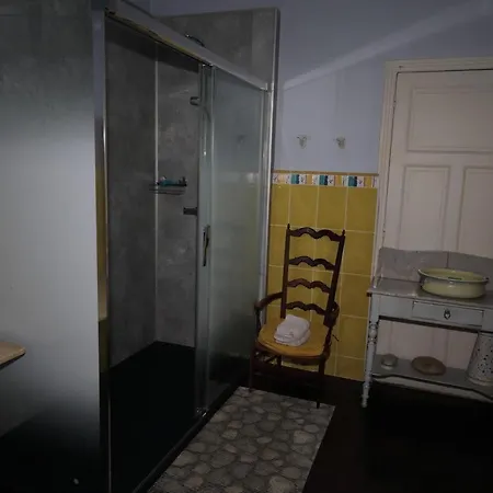 D'hotes La Maison Blanche Frühstückspension