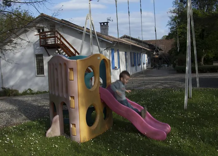 Frühstückspension D'hotes La Maison Blanche Lorp-Sentaraille